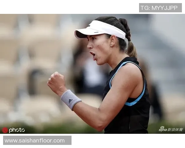 穆古鲁扎与莱巴里科娃激战正酣谁将晋级下一轮赛事巅峰对决